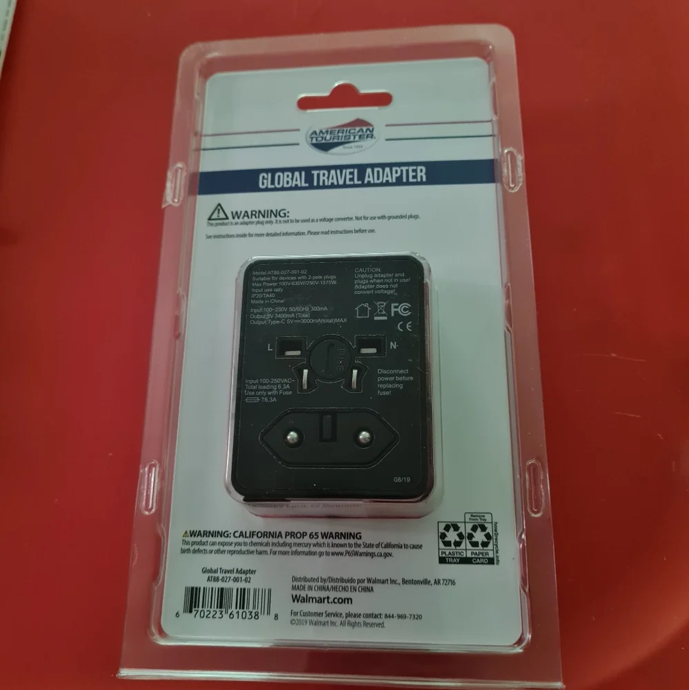 American Tourister Global Travel Adapter
